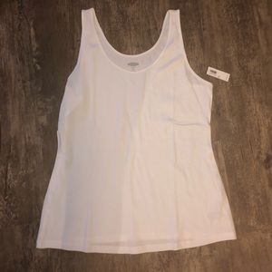 BRAND NEW OLD NAVY TANK ( still with tags)